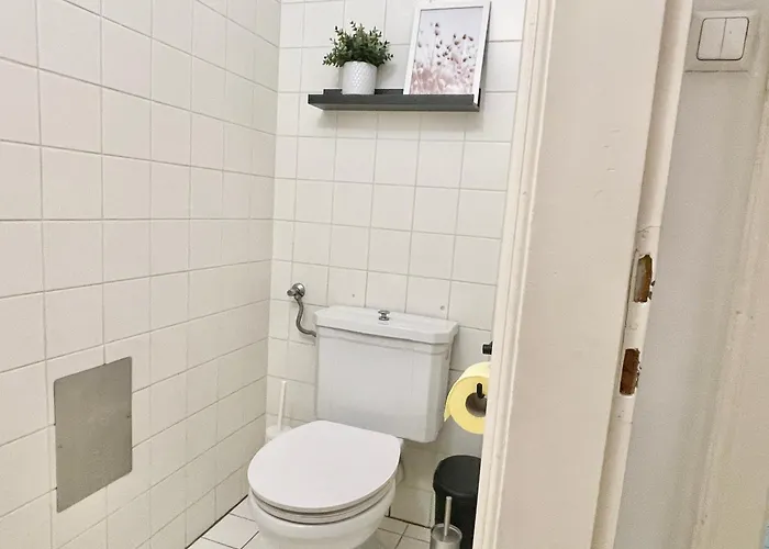 100 M2 With Balcony & Free Parking Apartmán *